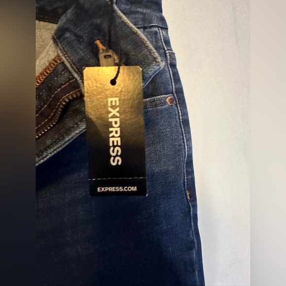 Express Modern Straight Super High Rise Jeans - Large - Picture 8 of 10